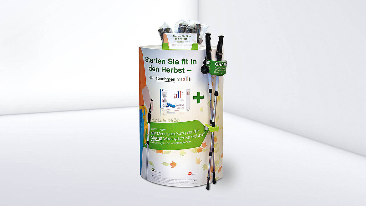 Bedrucktes Display mit Walkingstöcken